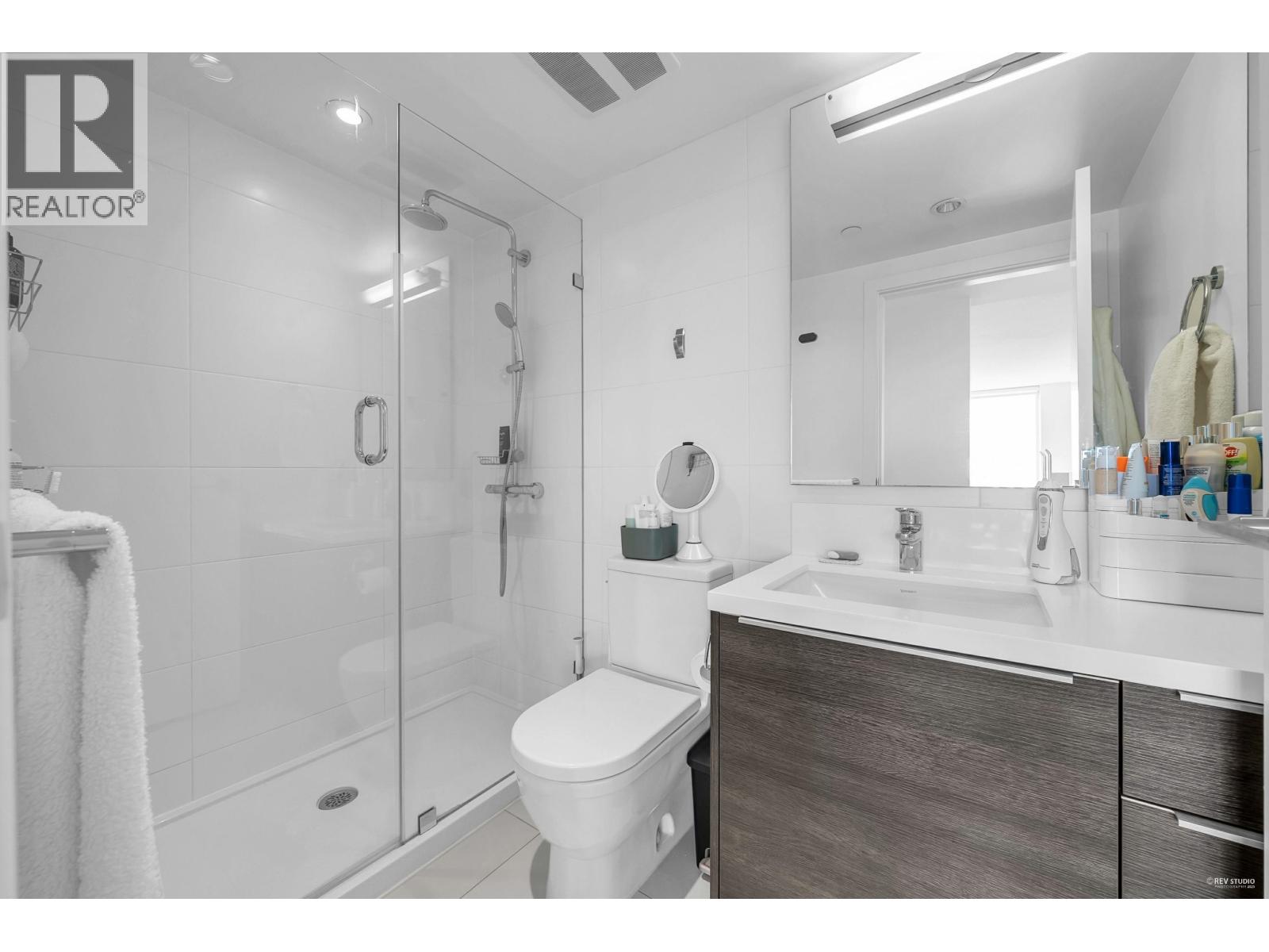 2104 1550 FERN STREET, North Vancouver