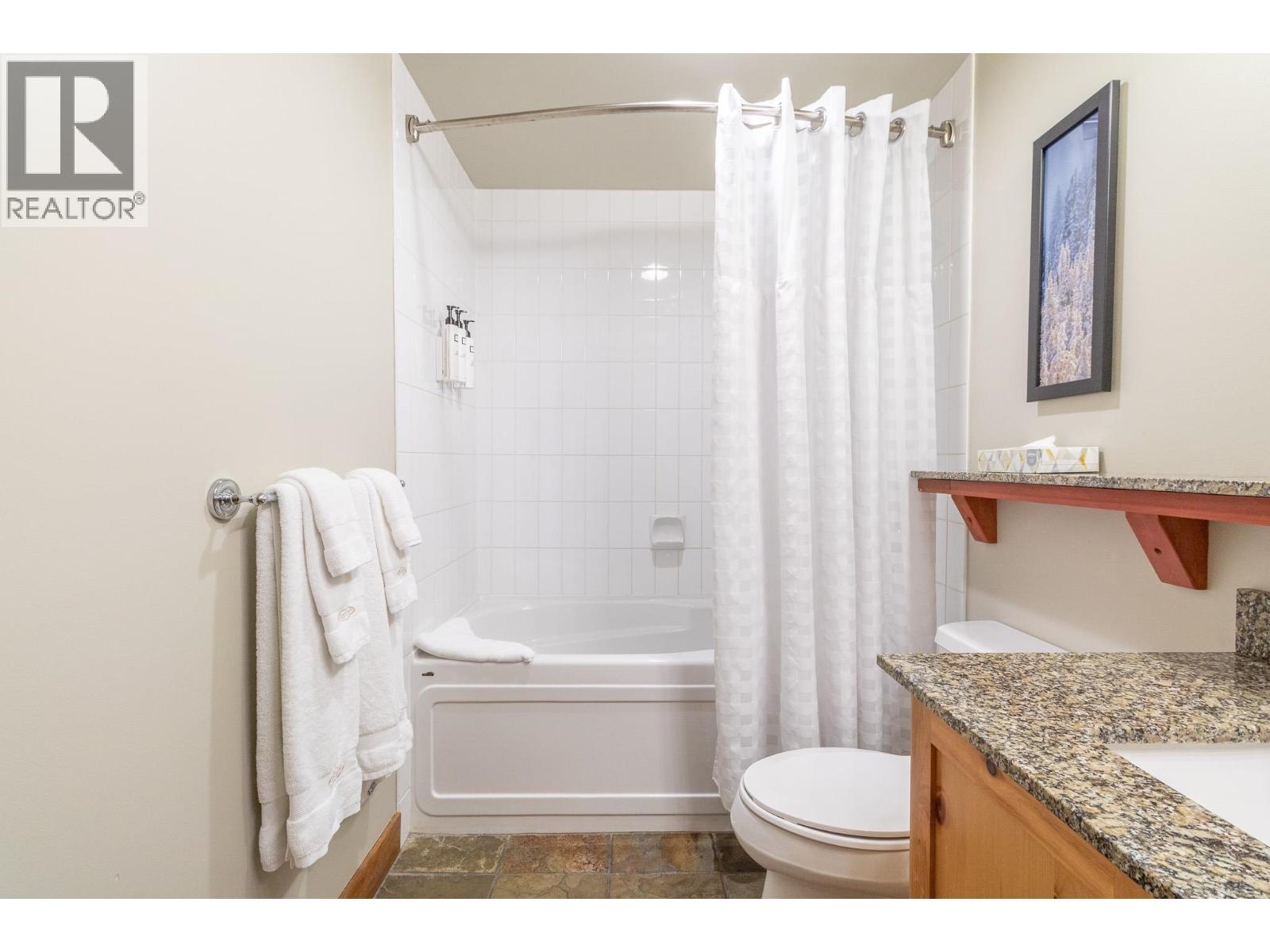 334D 2036 LONDON LANE, Whistler