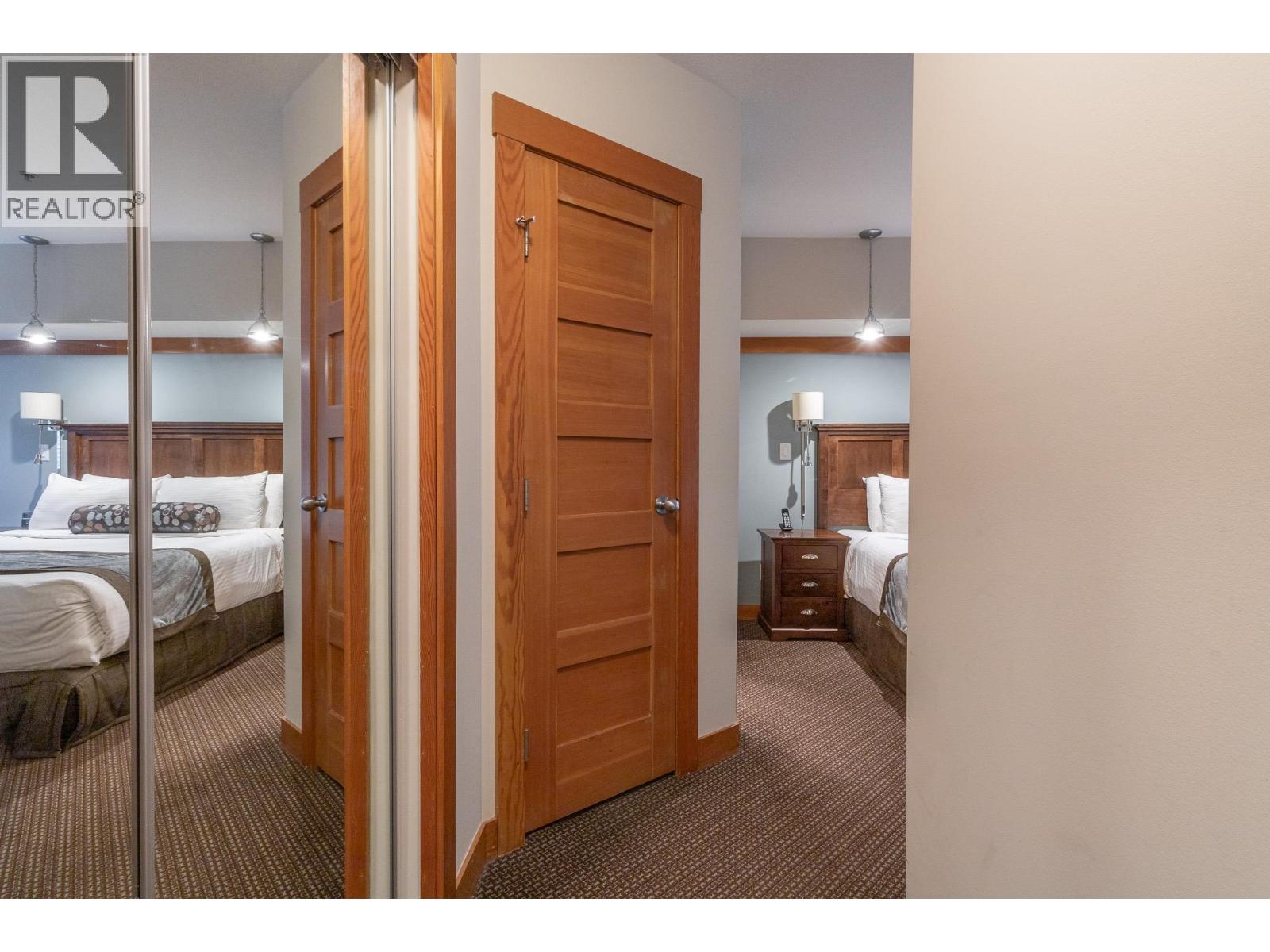 334D 2036 LONDON LANE, Whistler