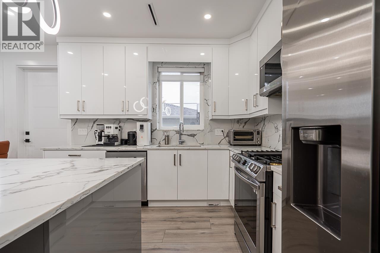 #2 4675 CANADA WAY, Burnaby