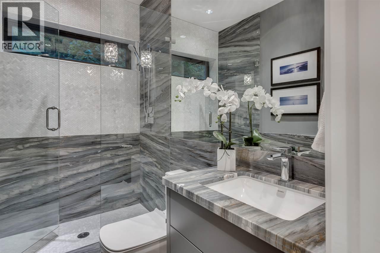 1525 VINSON CREEK ROAD, West Vancouver