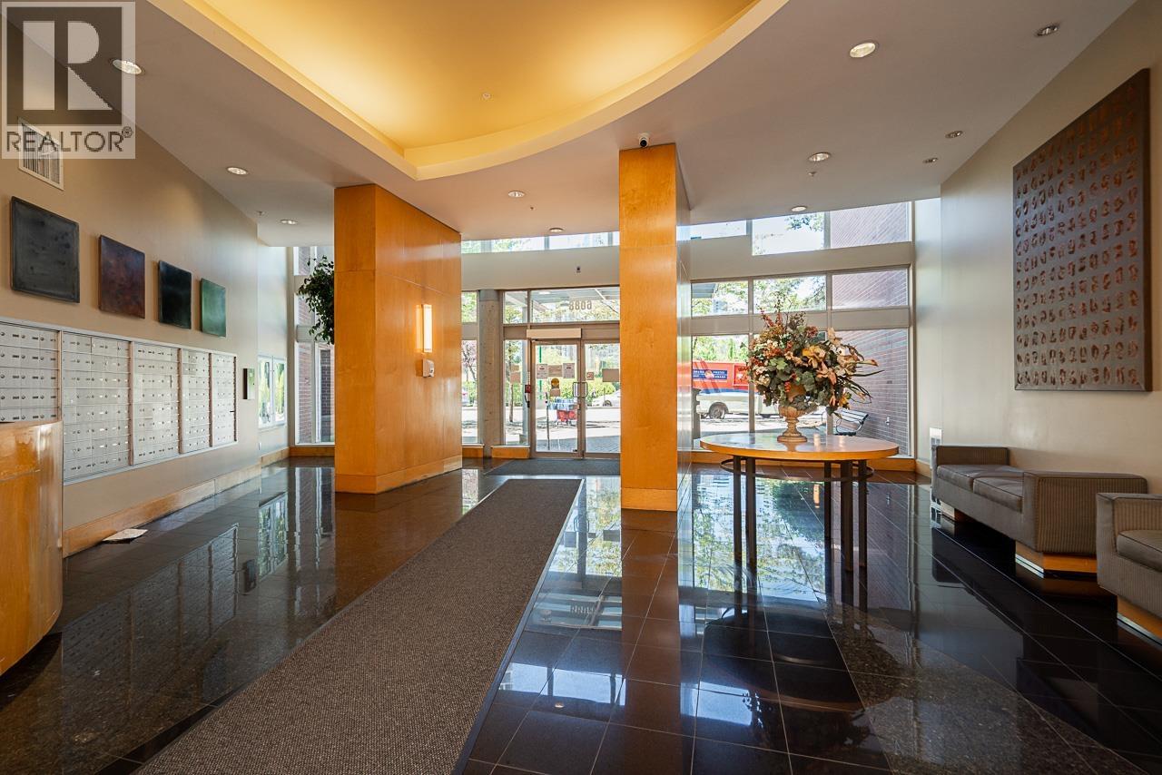 1702 6088 WILLINGDON AVENUE, Burnaby