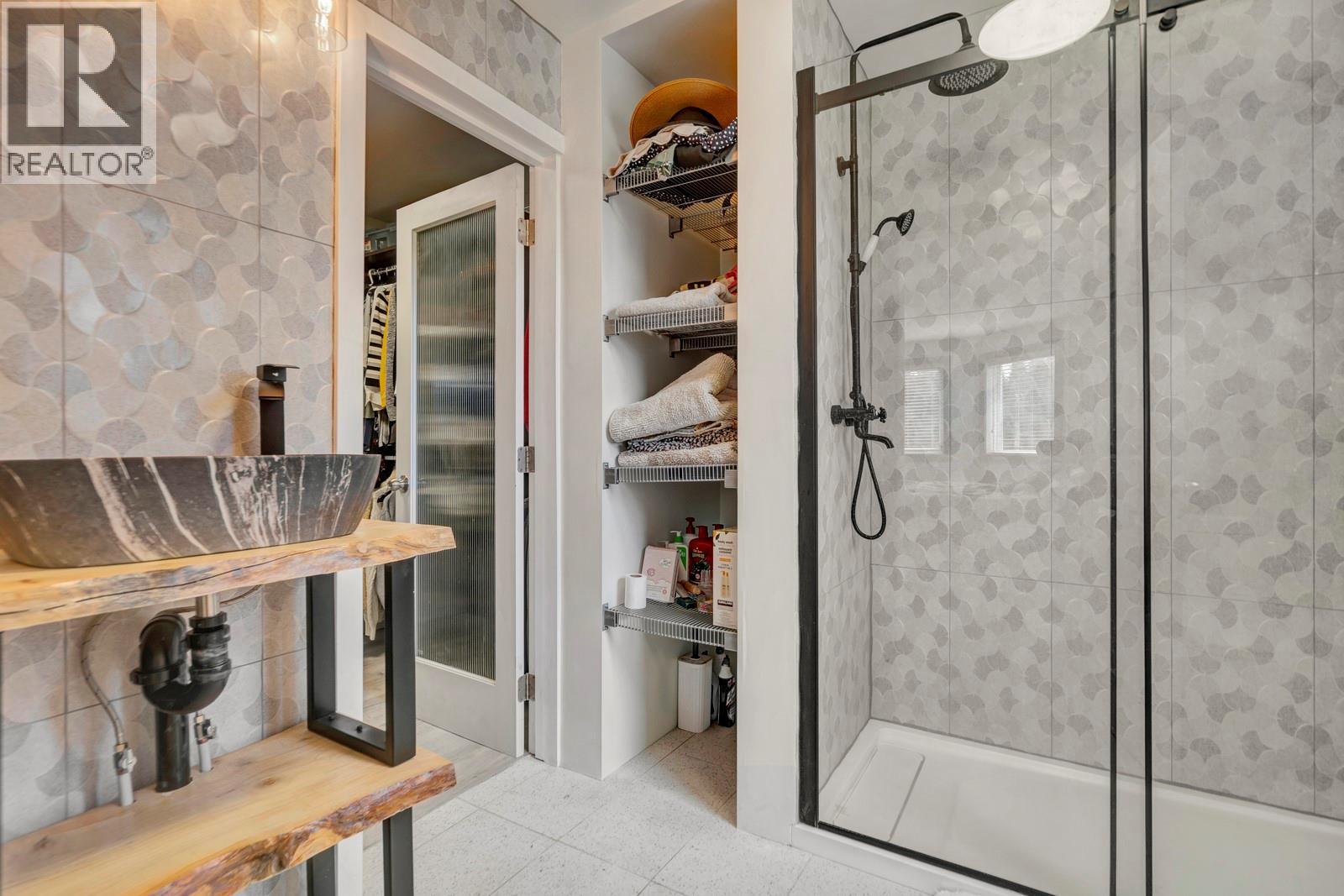  9205 McCulloch Road, Kelowna