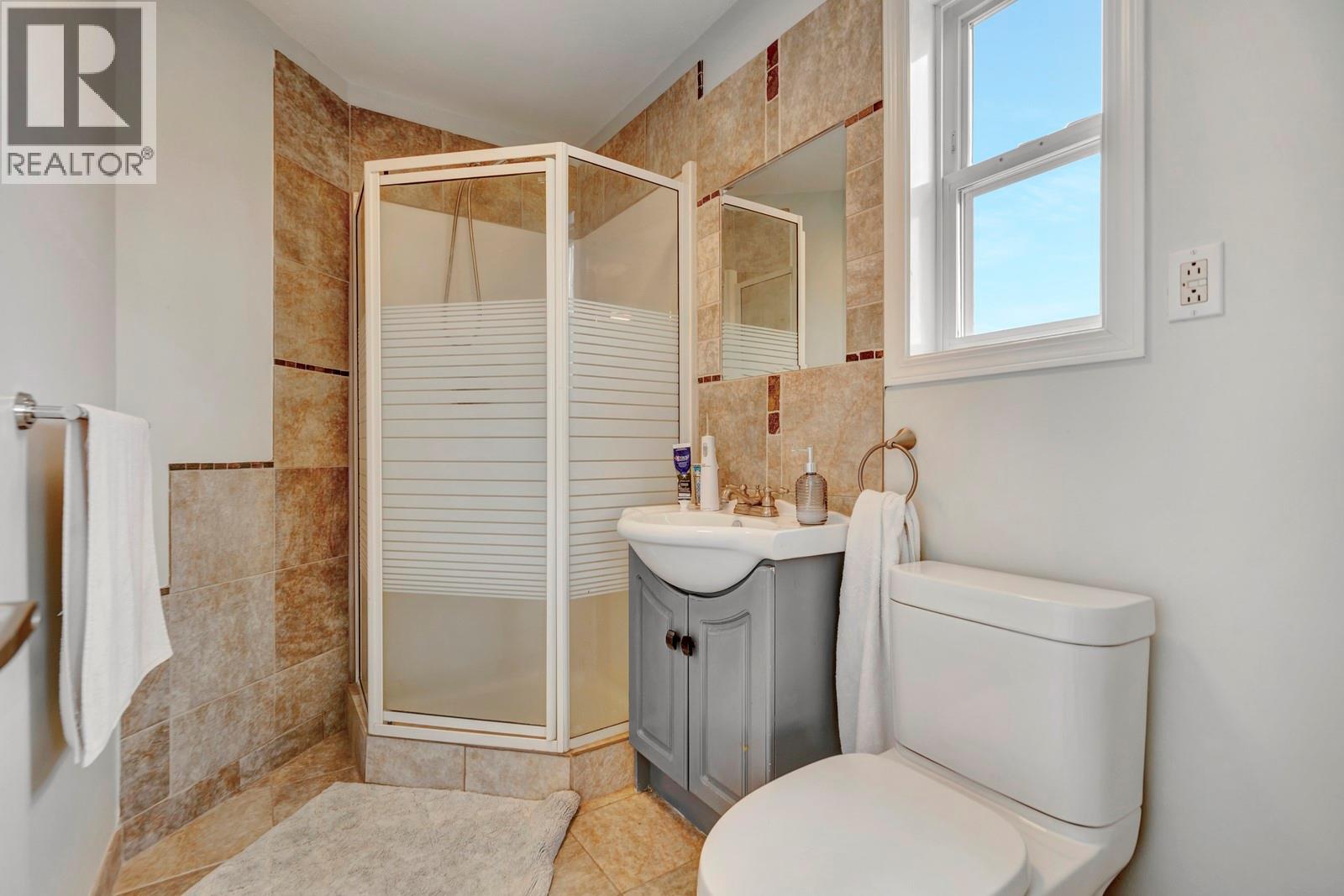  9205 McCulloch Road, Kelowna