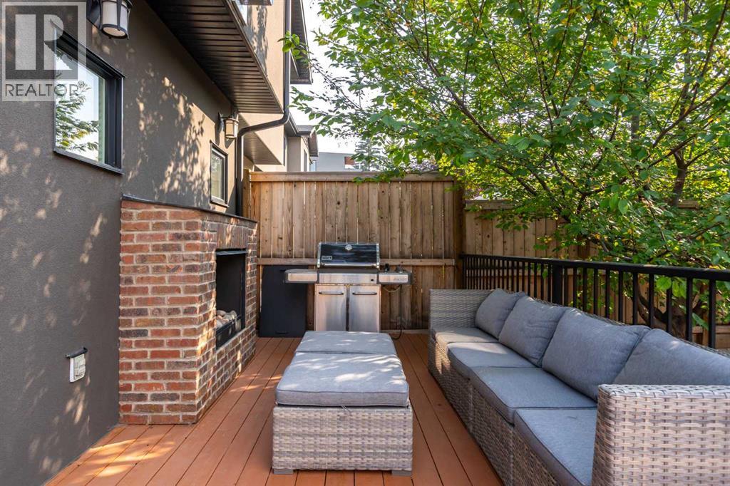 Single Family House for Sale in   Avenue SW Altadore Calgary 