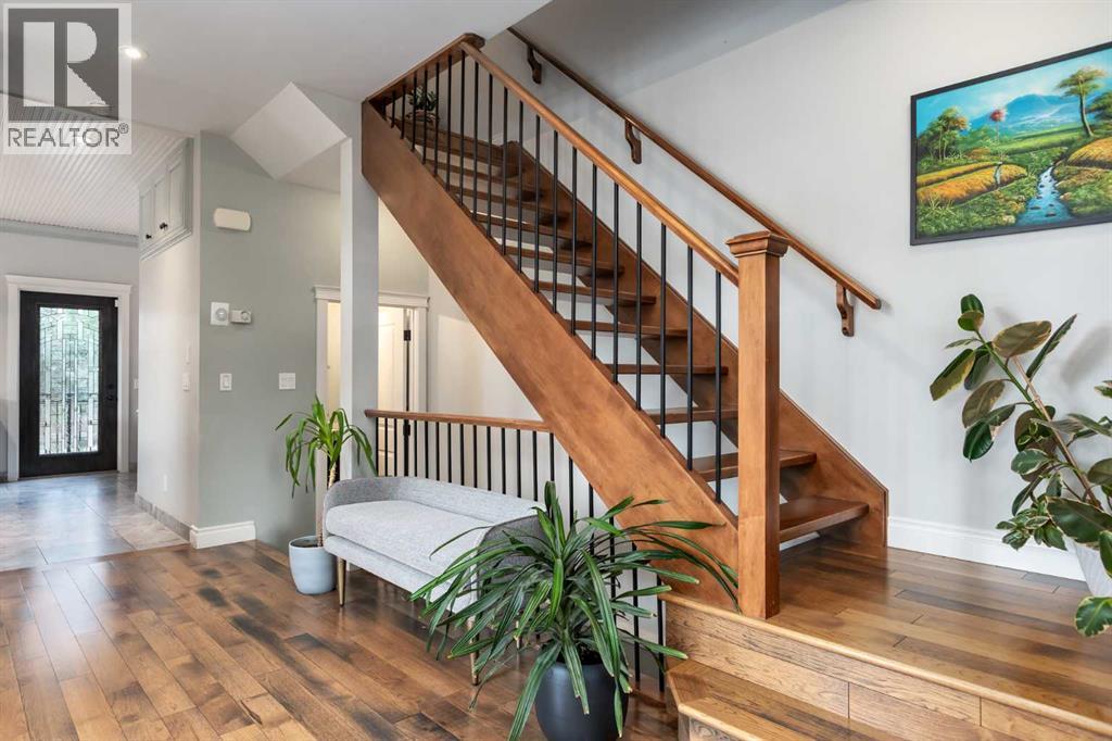 Single Family House for Sale in   Avenue SW Altadore Calgary 