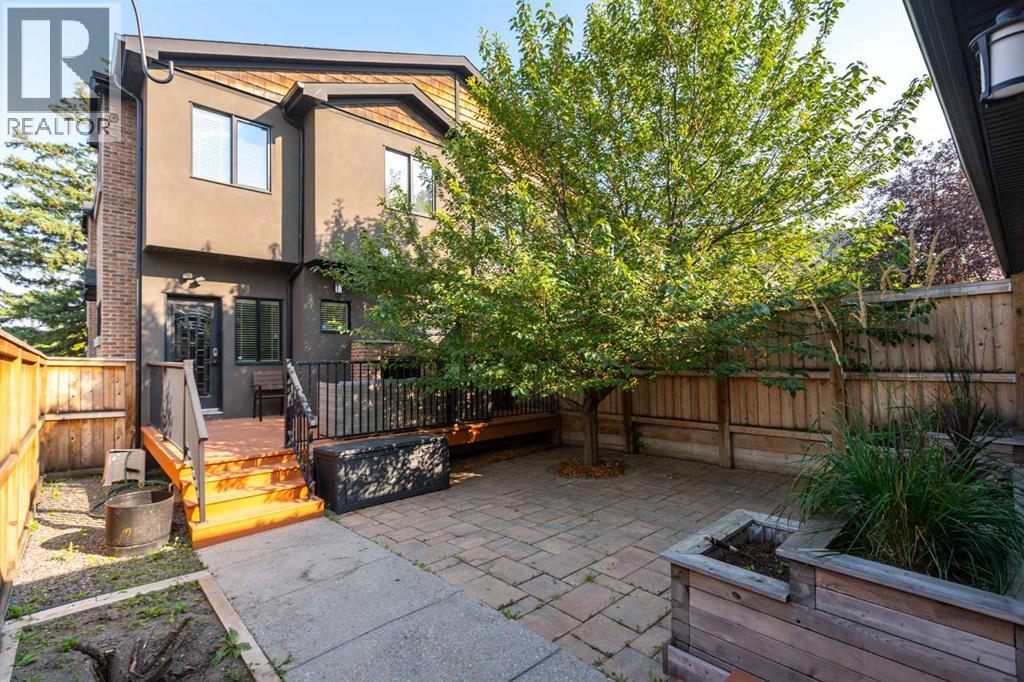 Single Family House for Sale in   Avenue SW Altadore Calgary 