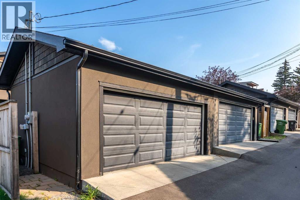 Single Family House for Sale in   Avenue SW Altadore Calgary 