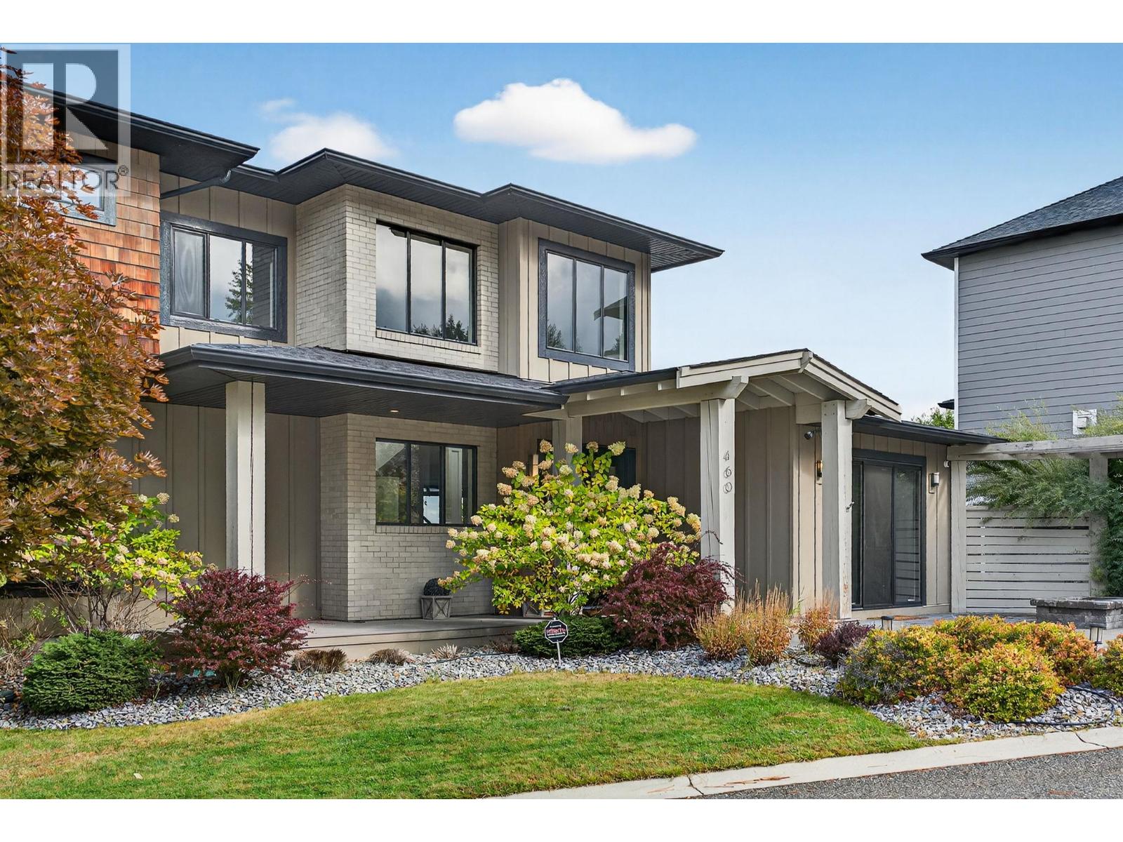  460 Rockview Lane, Kelowna