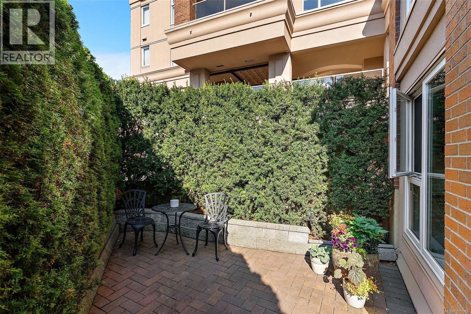 126 75 Songhees Road, Victoria