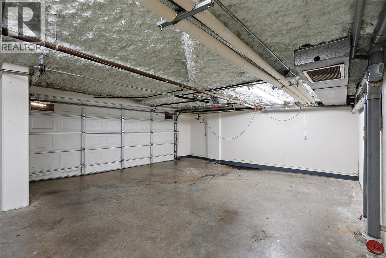 126 75 Songhees Road, Victoria