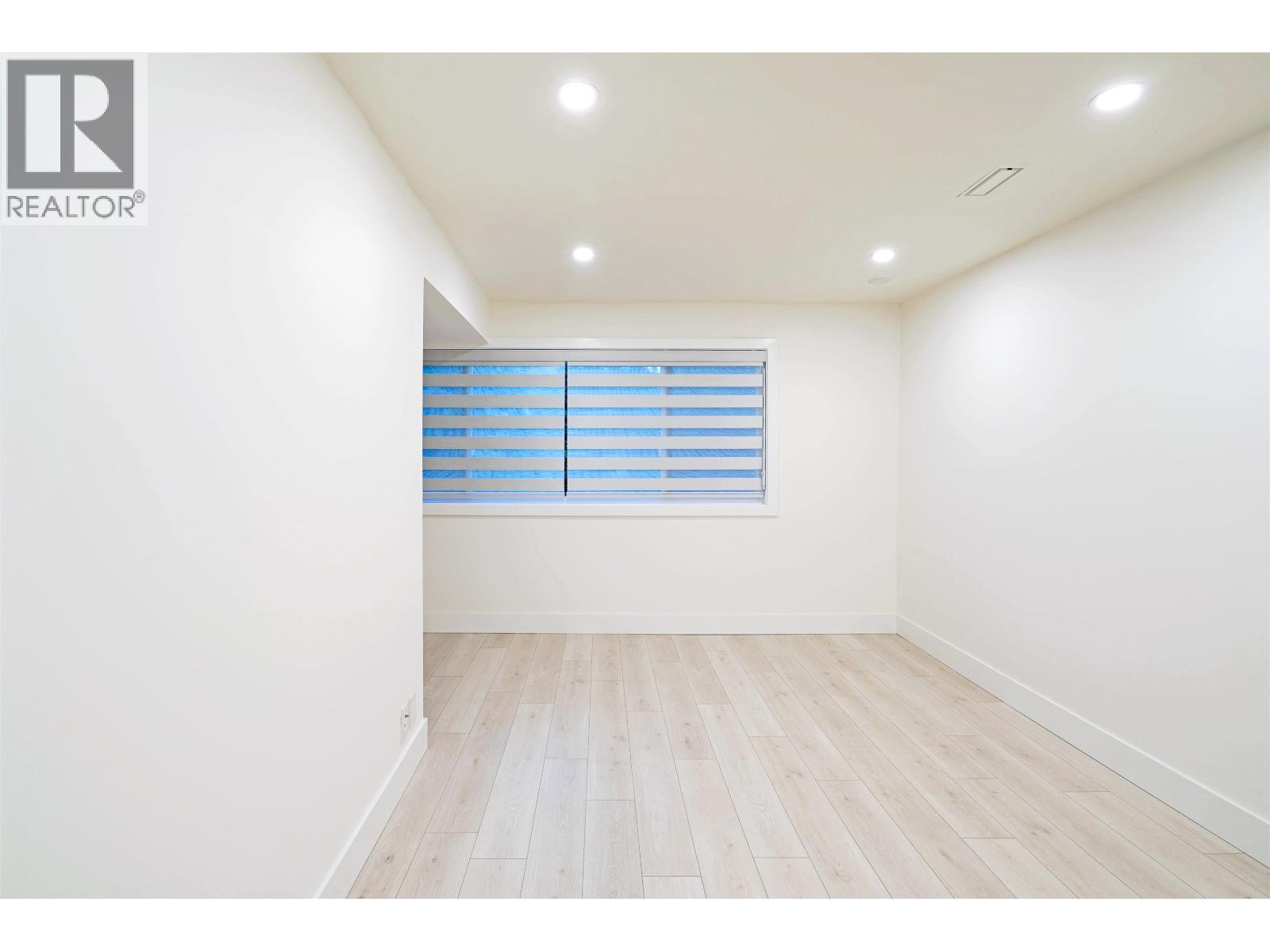 2078 SPRINGER AVENUE, Burnaby