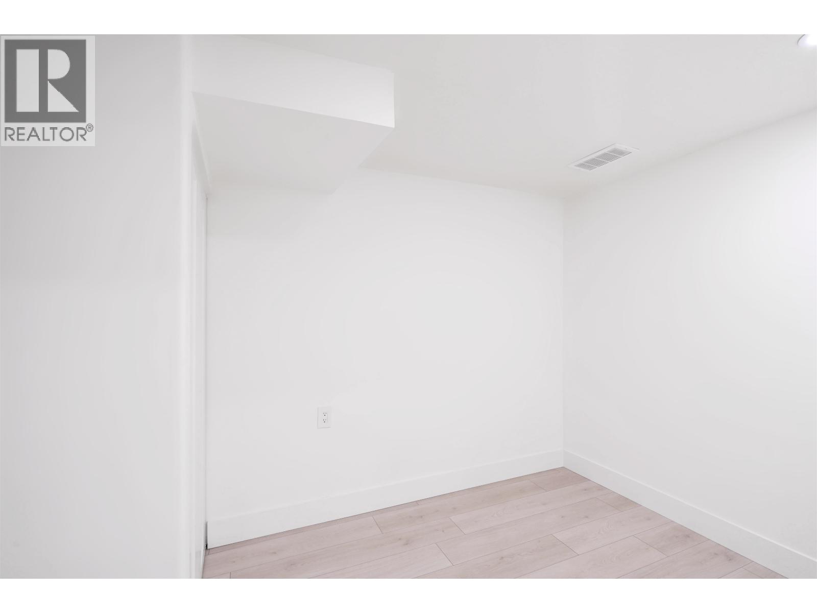 2078 SPRINGER AVENUE, Burnaby