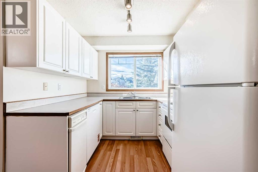 Single Family House for Sale in   Somervale View SW Somerset Calgary 