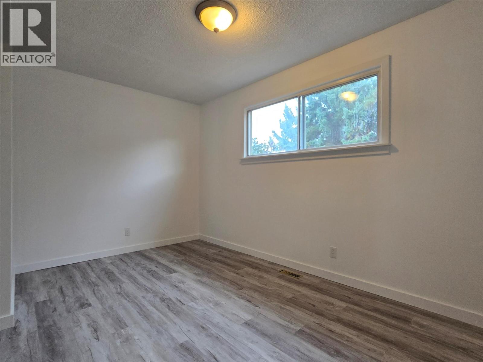 1584 Stage Road, Cache Creek