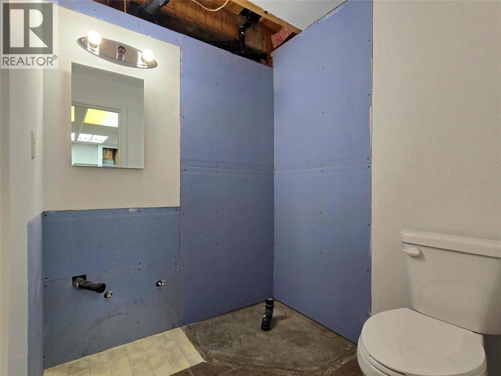 1584 Stage Road, Cache Creek