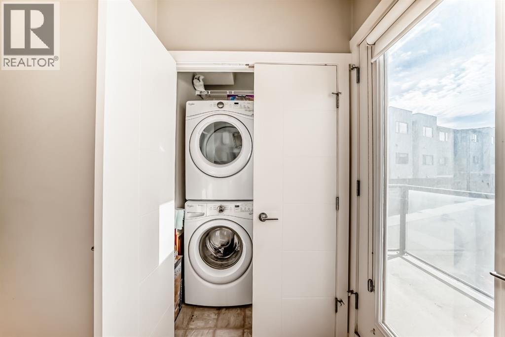 Single Family House for Sale in   Sherwood Square NW Sherwood Calgary 