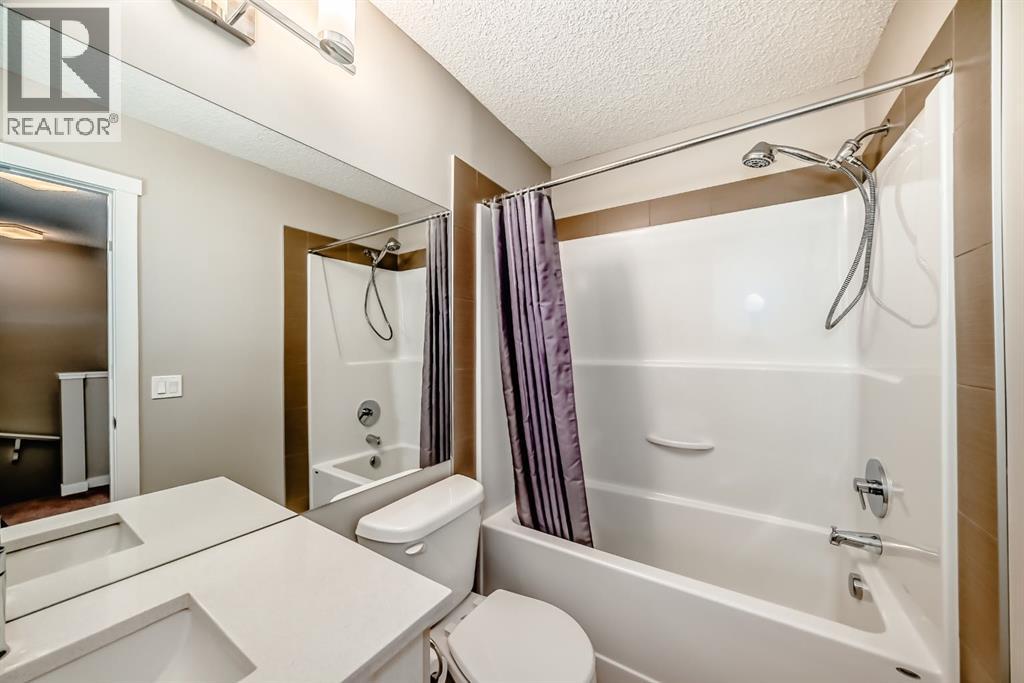 Single Family House for Sale in   Sherwood Square NW Sherwood Calgary 