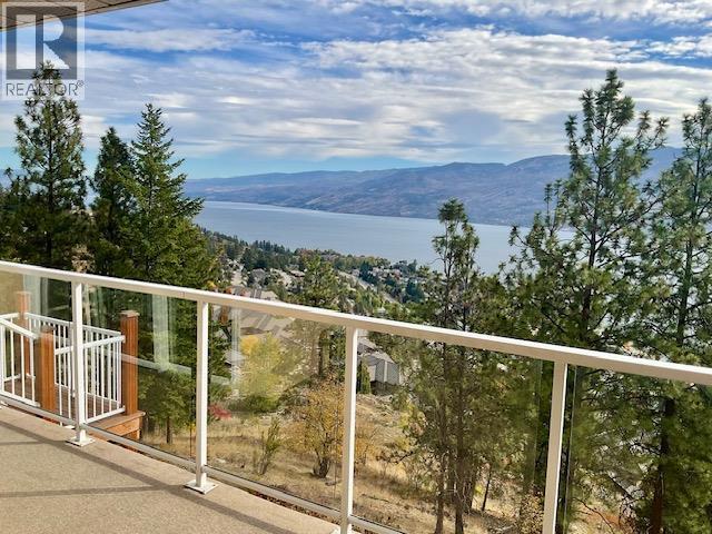 4450 Ponderosa Drive Unit# 204, Peachland