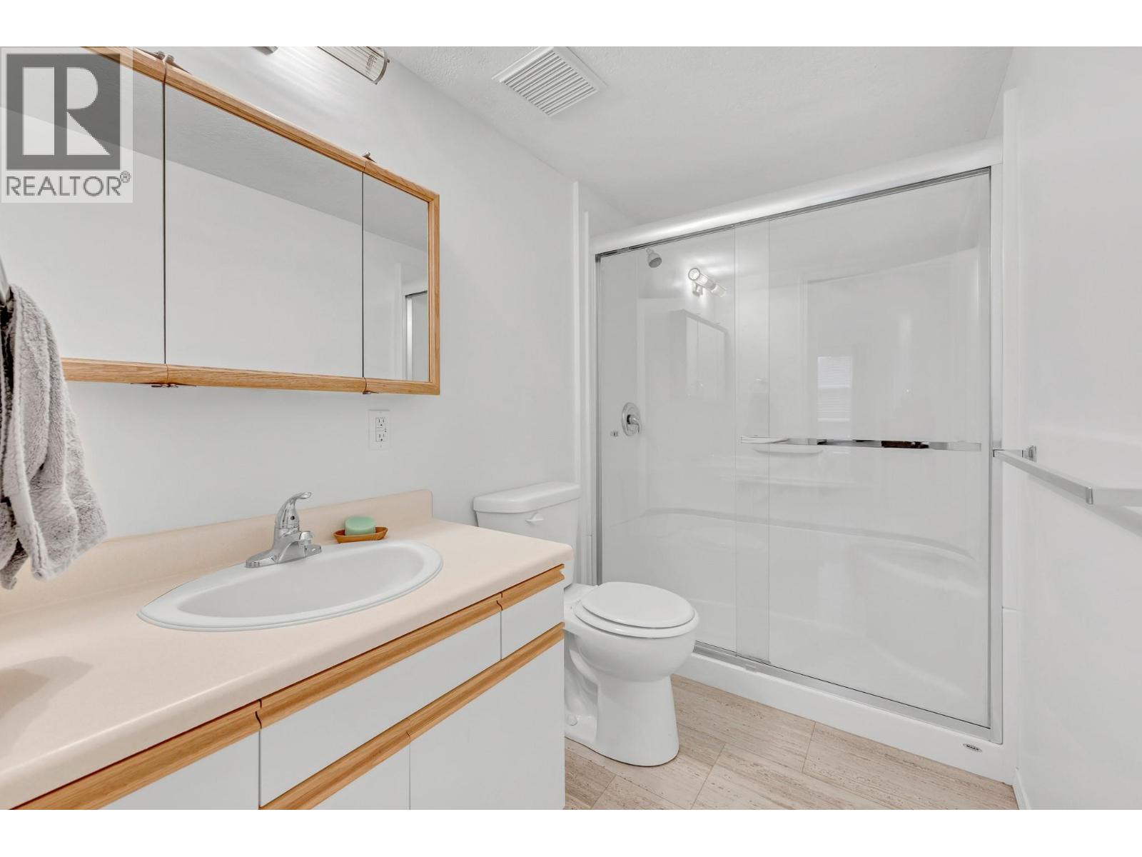 104 703 Granville Avenue, Enderby