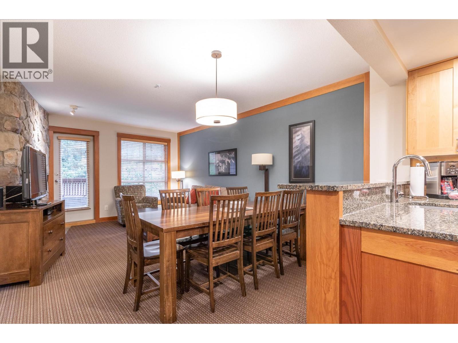 334B 2036 LONDON LANE, Whistler