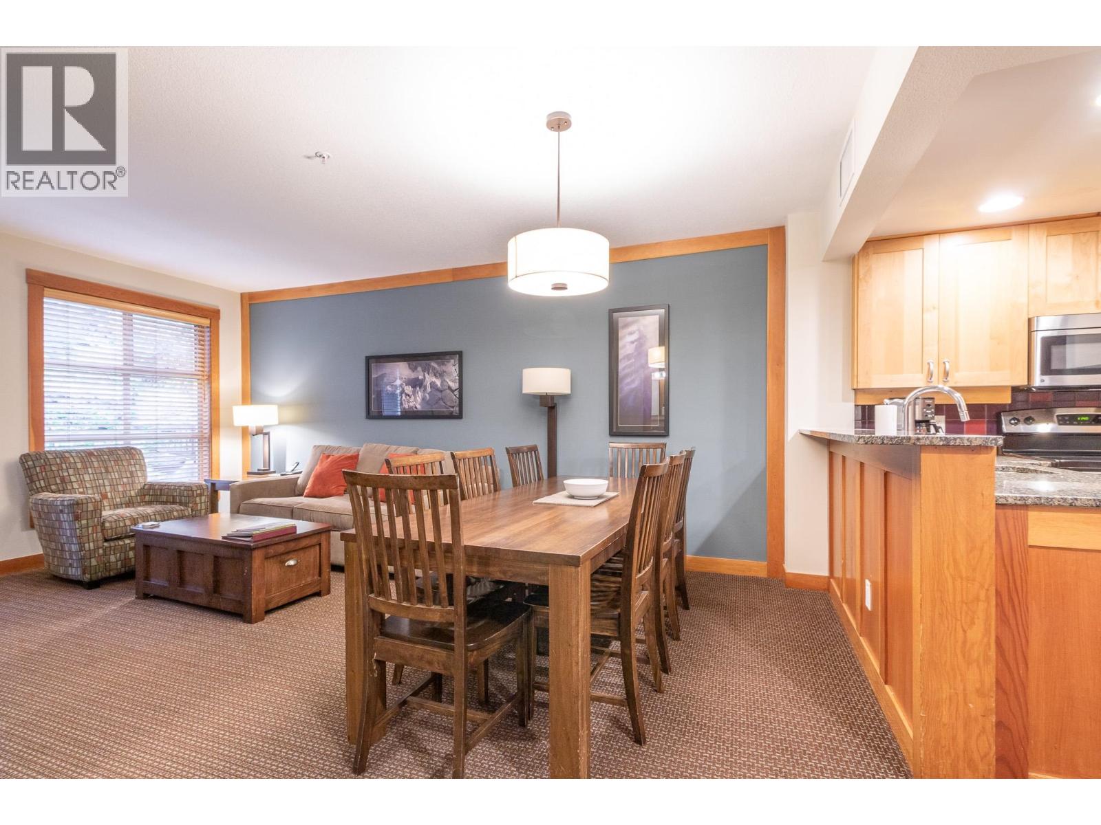 334B 2036 LONDON LANE, Whistler