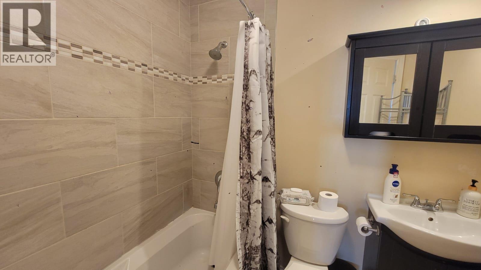 1460 NANTON STREET, Coquitlam