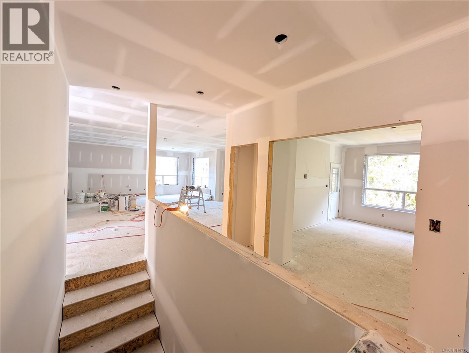 149 EDGEWOOD DR - 30