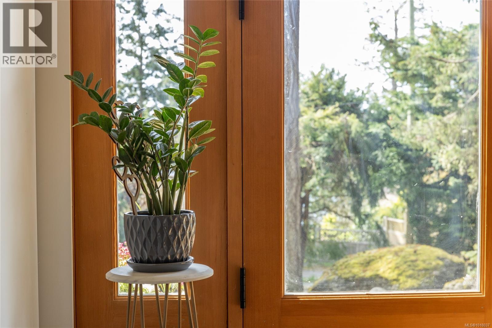 4810 CANNON CRES - 43