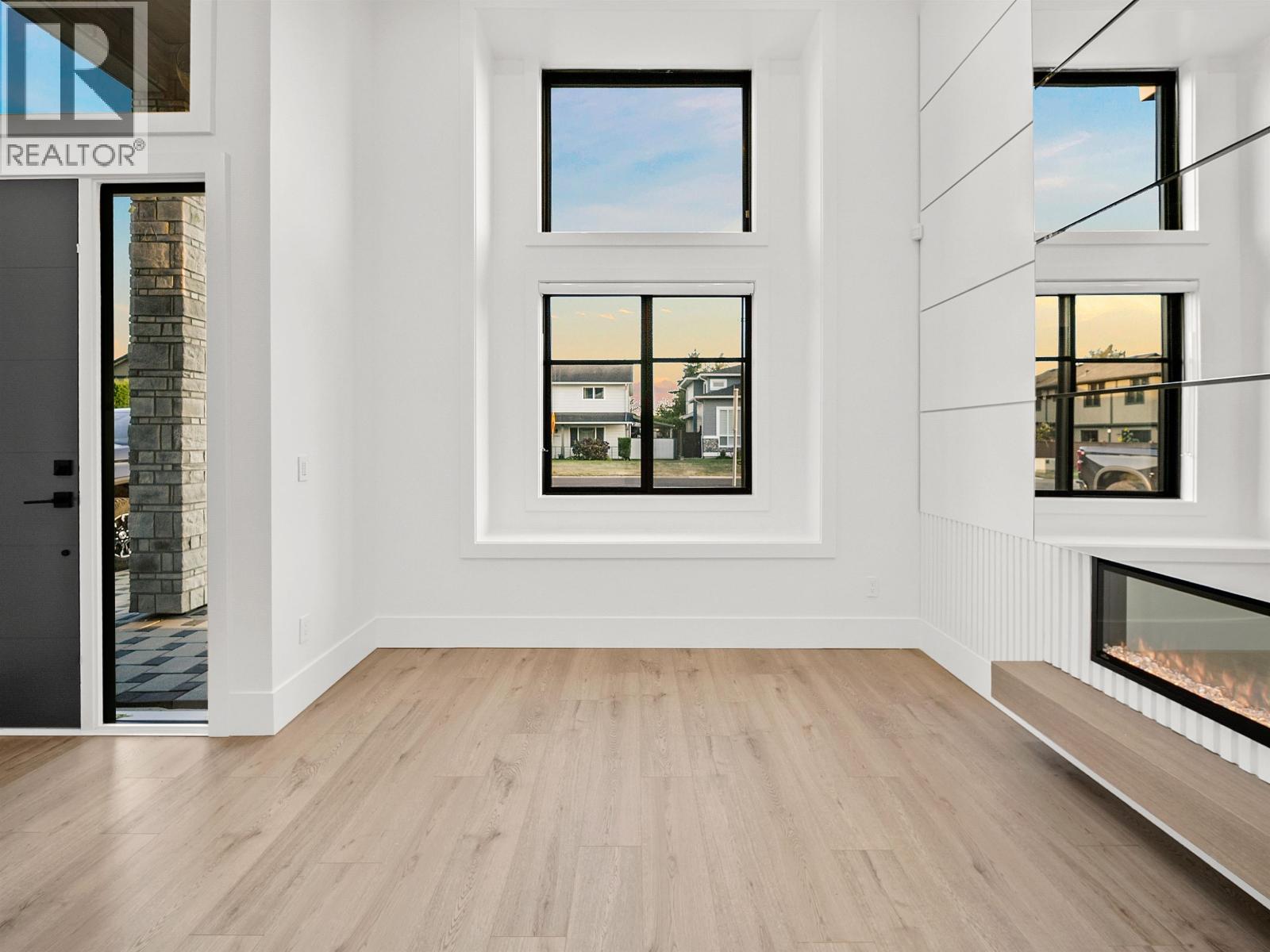 6079 44A Avenue, Ladner