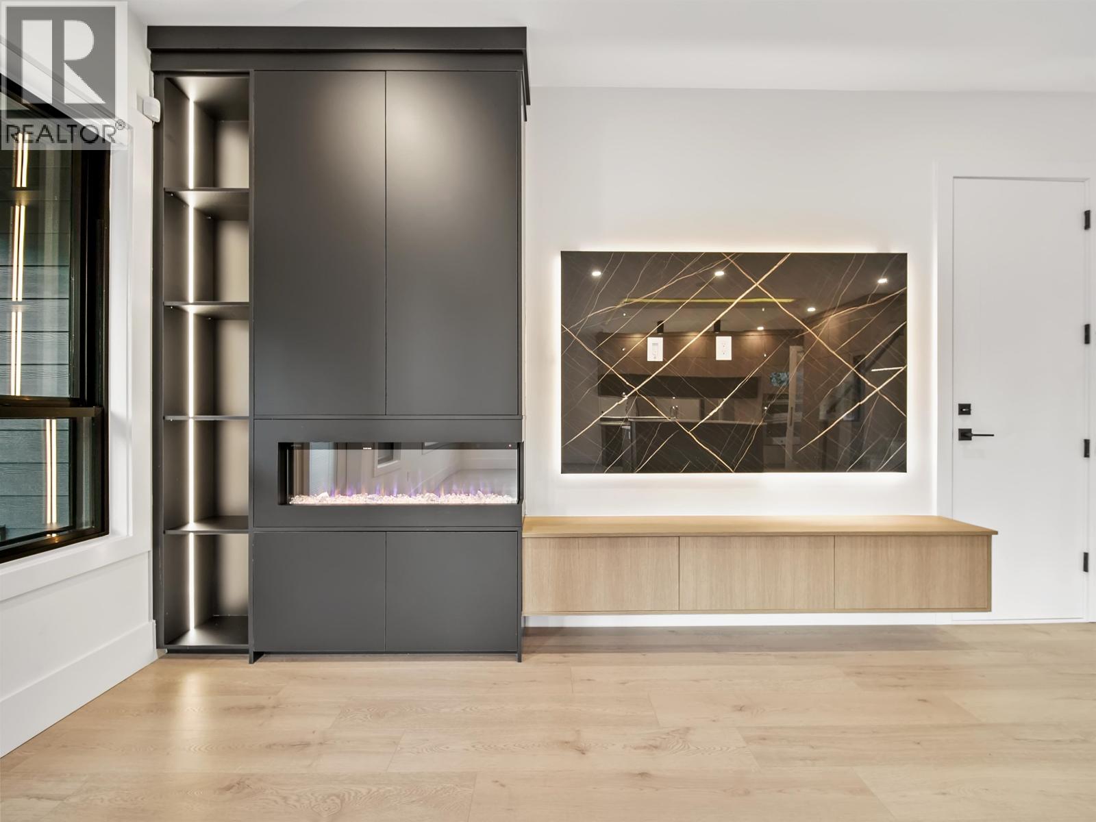 6079 44A Avenue, Ladner