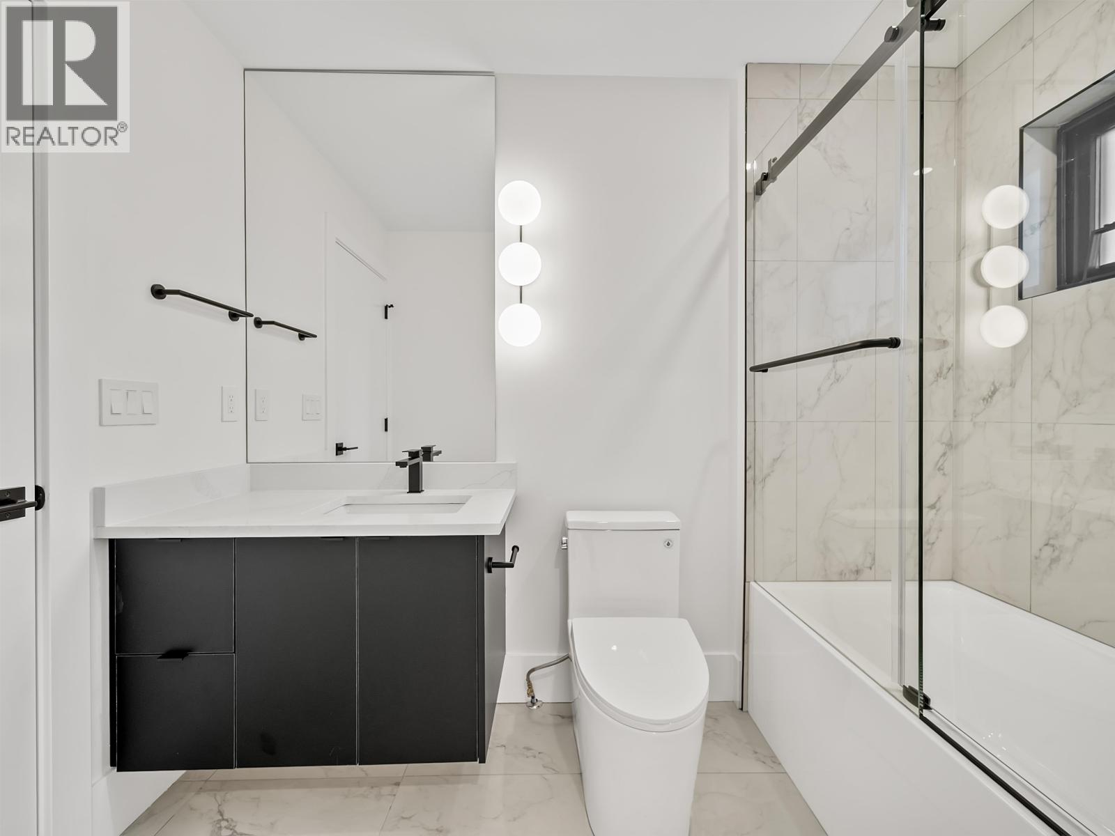 6079 44A Avenue, Ladner