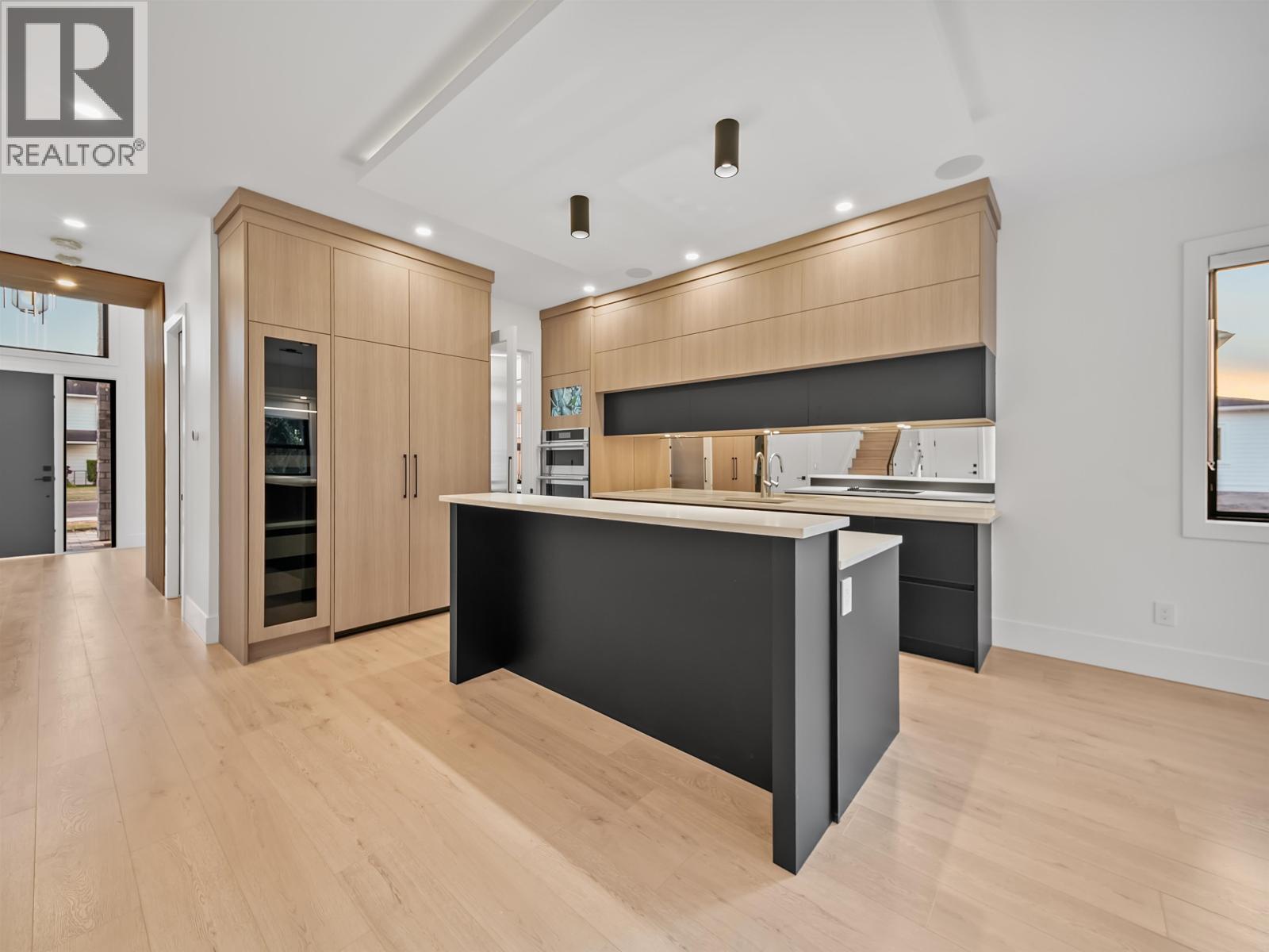 6079 44A Avenue, Ladner