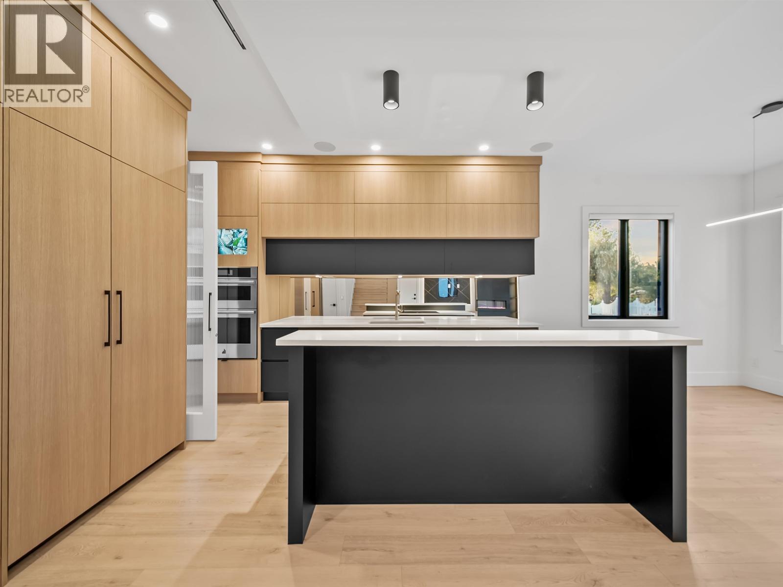 6079 44A Avenue, Ladner