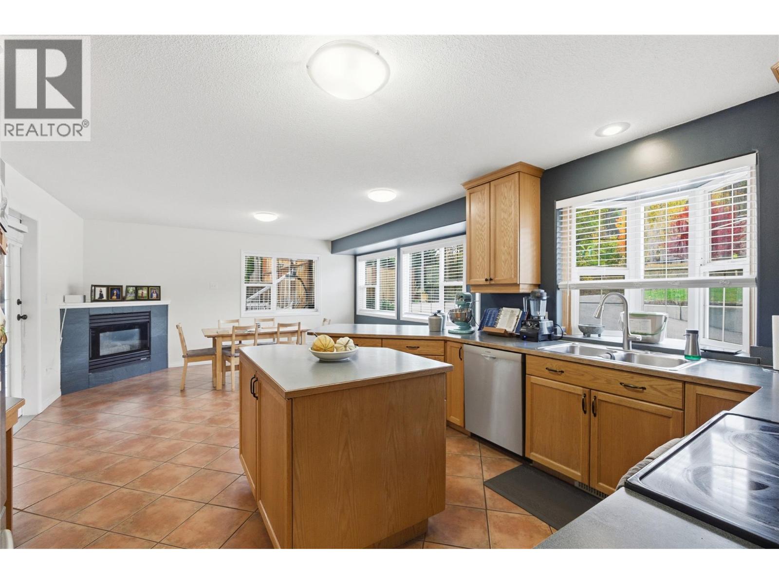 3395 Southridge Drive, Castlegar