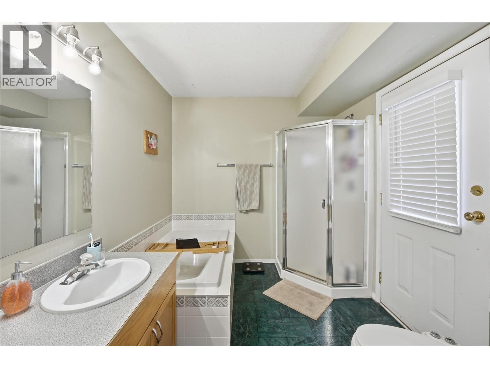 3395 Southridge Drive, Castlegar