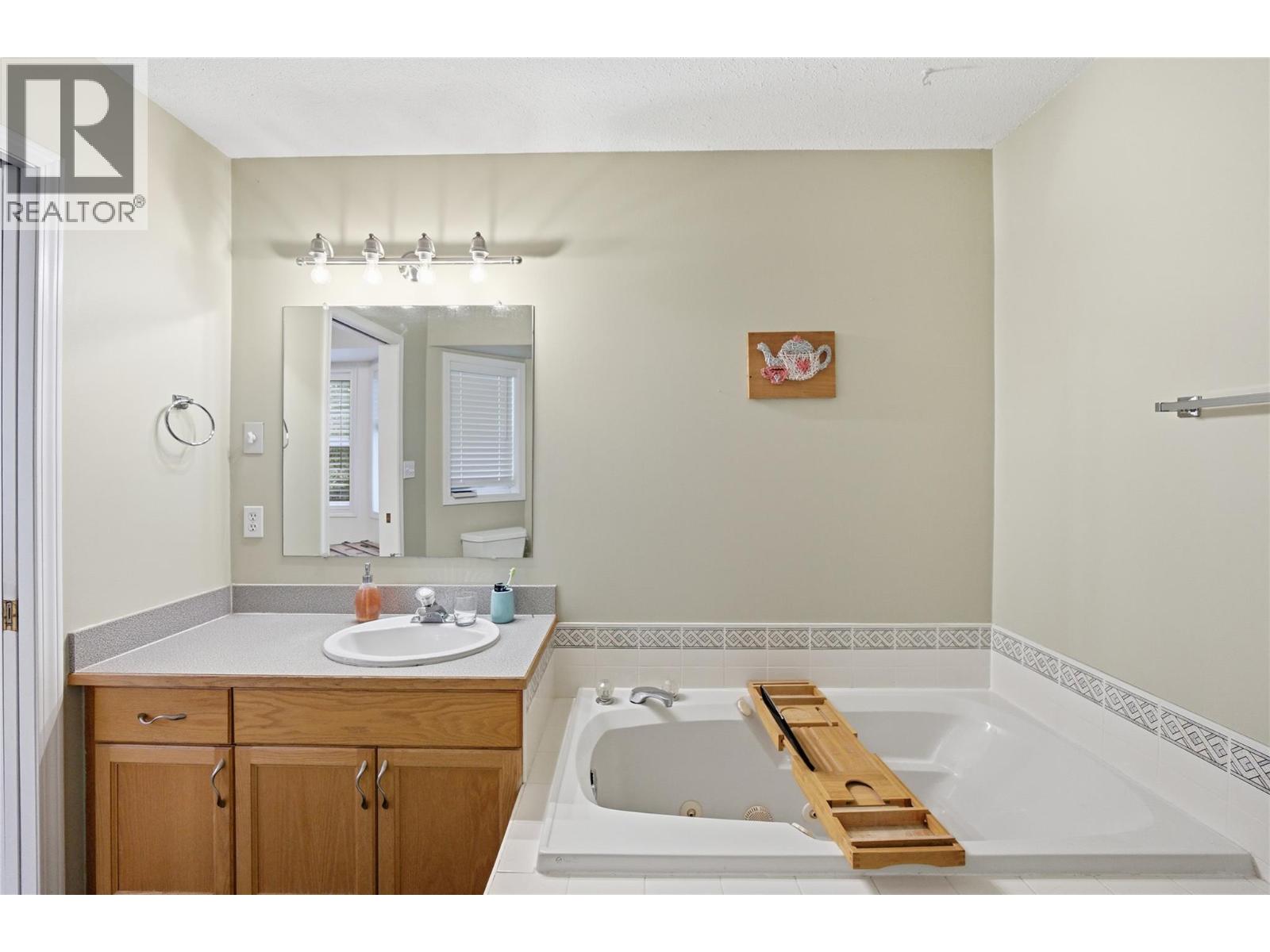 3395 Southridge Drive, Castlegar