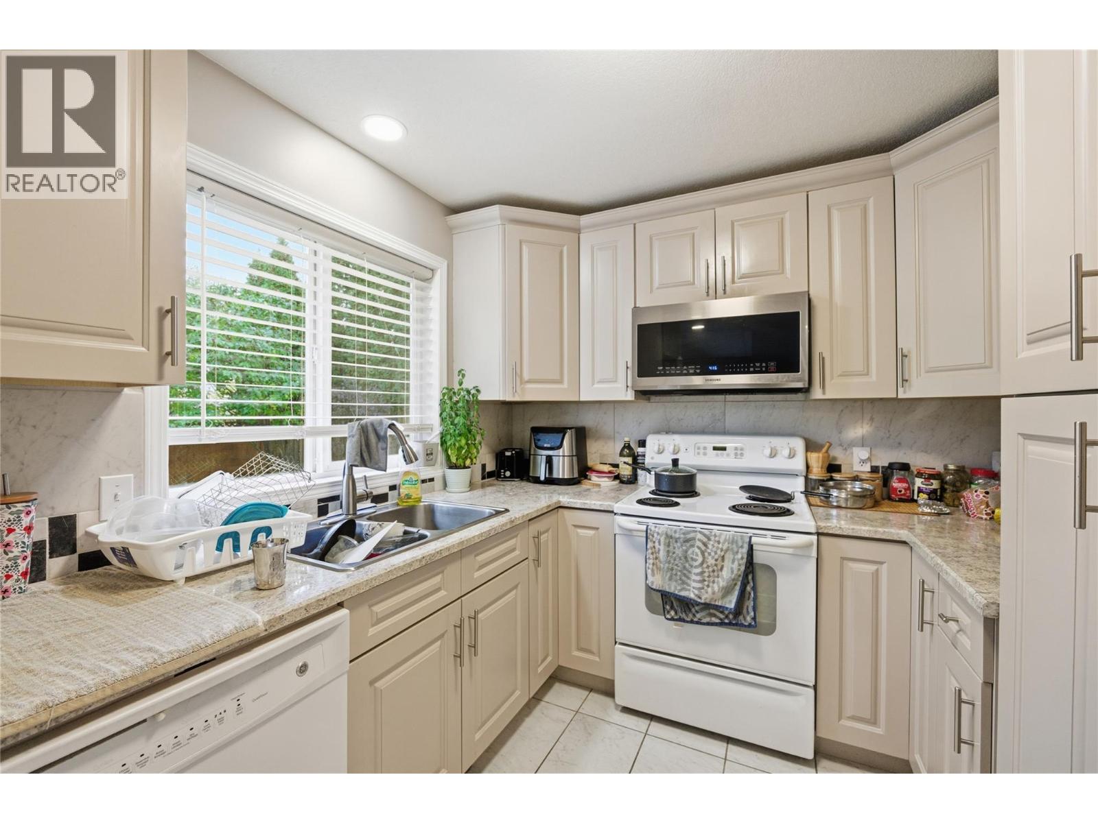 3395 Southridge Drive, Castlegar