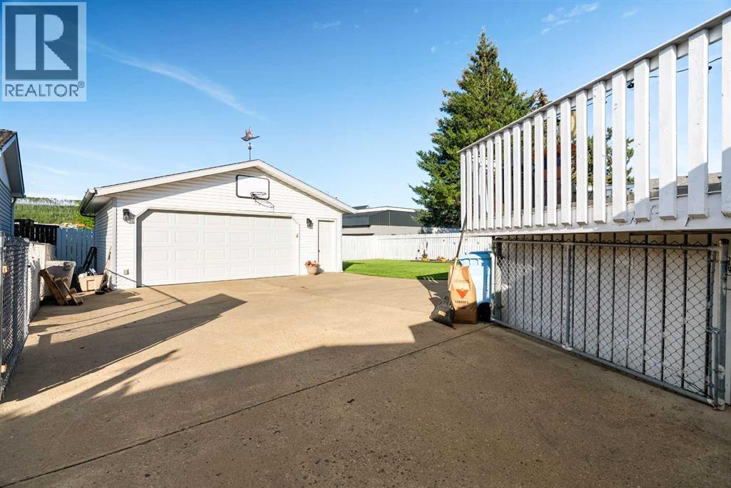 9 Bennett Crescent, Fort McMurray