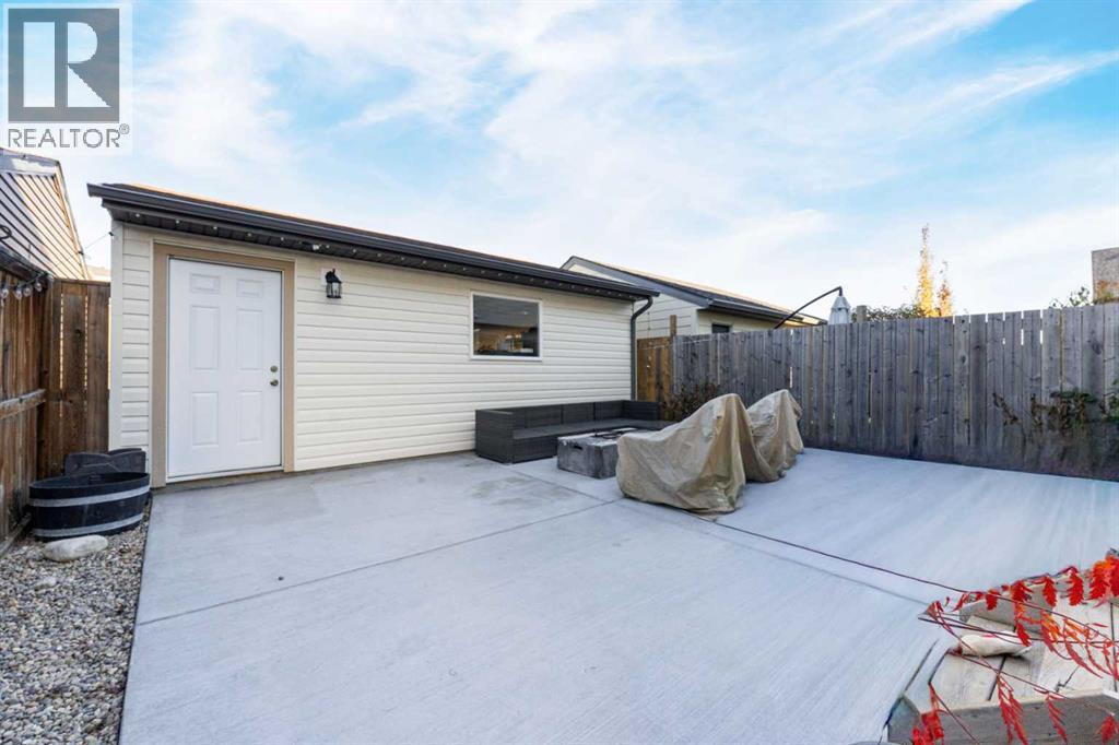 Single Family House for Sale in  Walden Drive SE Walden Calgary 
