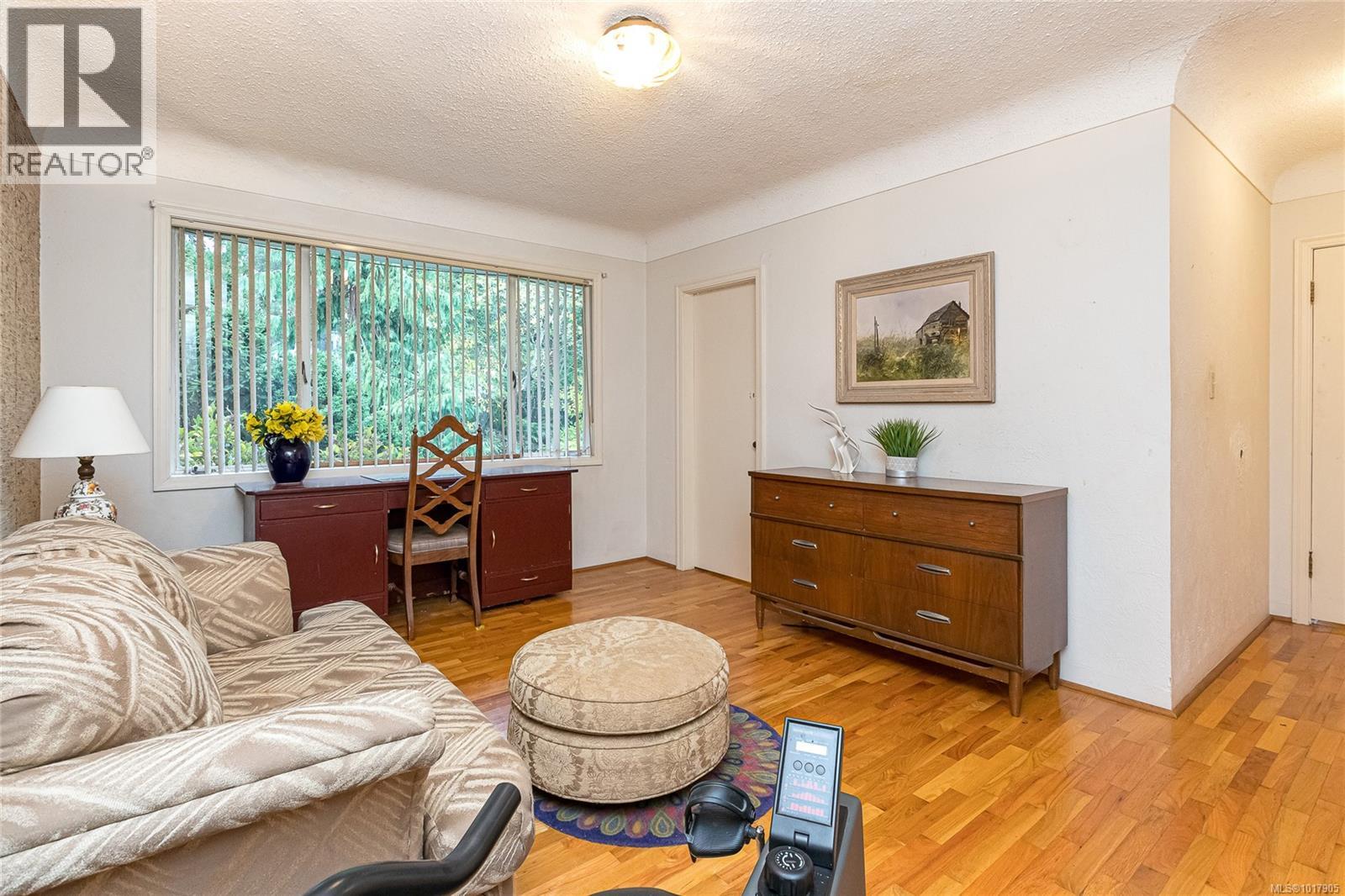  1178 Rhoda Lane, Esquimalt