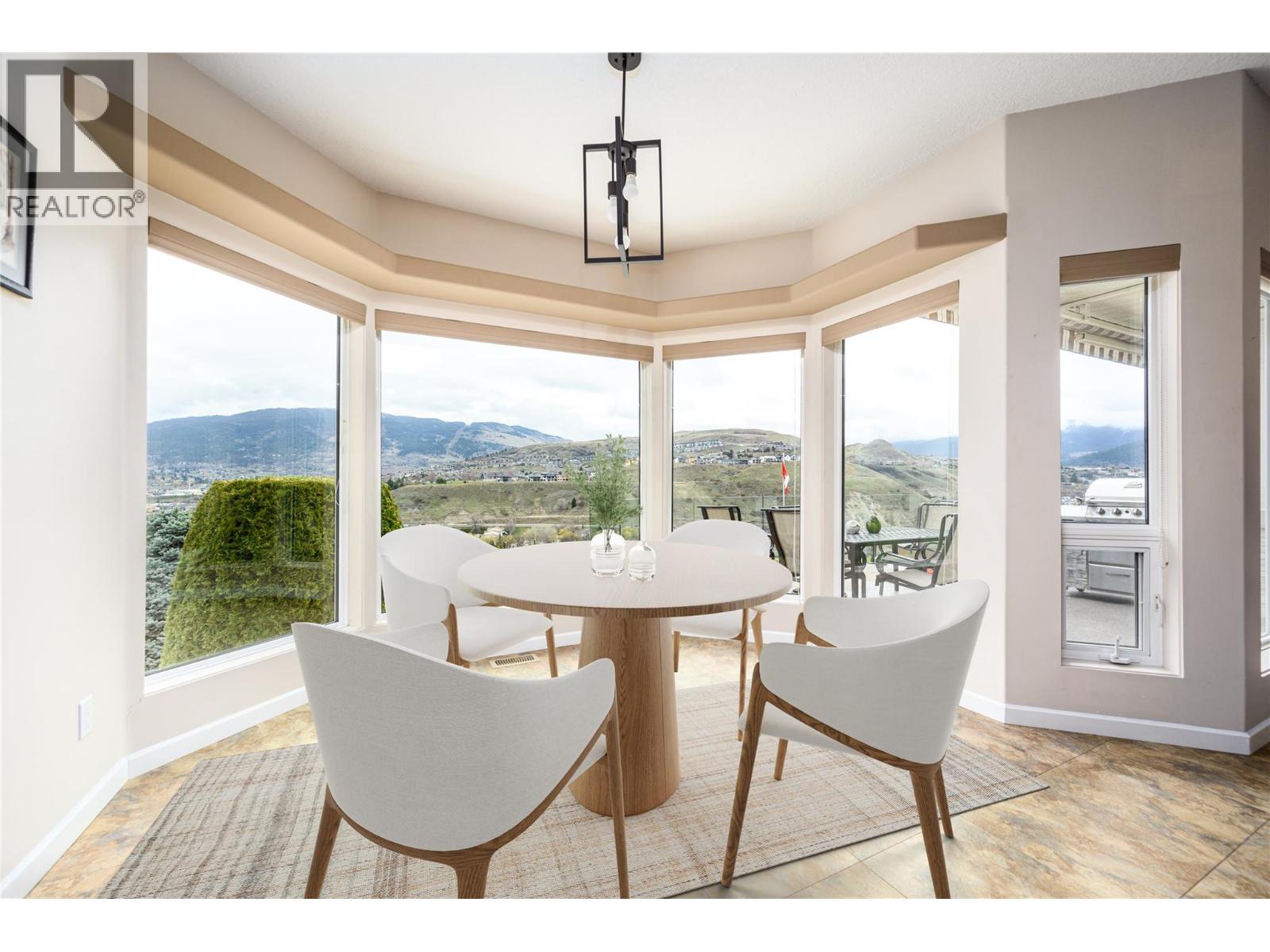  305 Country Estate Place, Vernon
