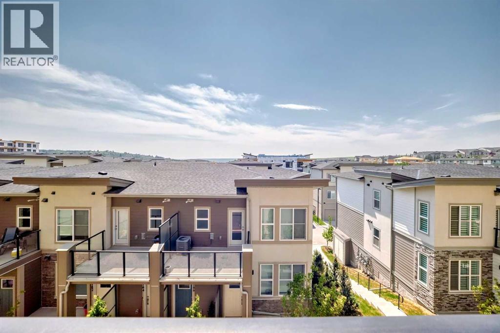 Single Family House for Sale in    Avenue SW Springbank Hill Calgary 