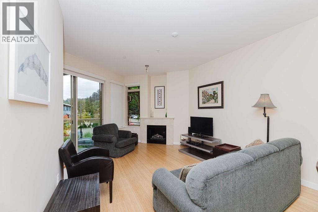 241 5160 DAVIS BAY ROAD, Sechelt