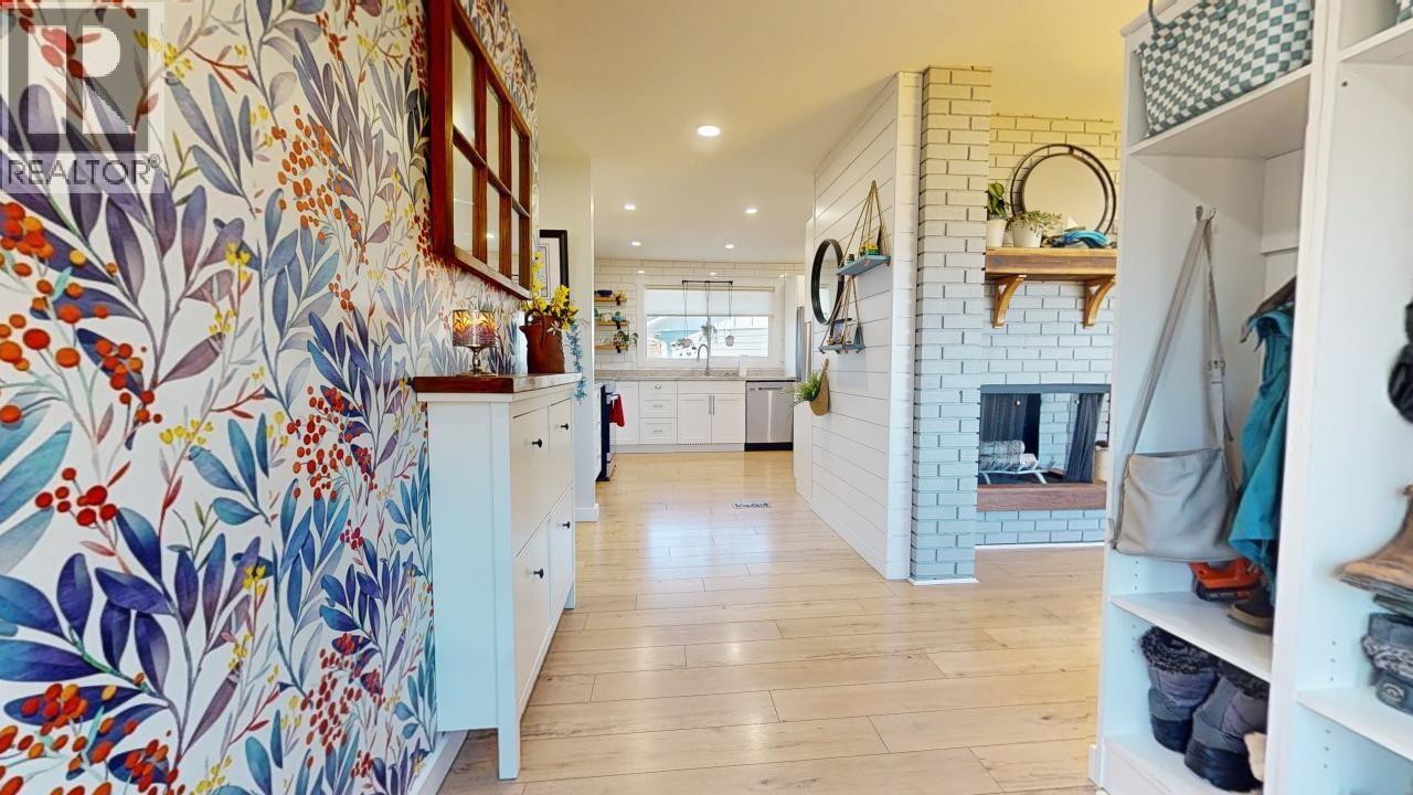 10204 TURNER CRESCENT, Hudsons Hope