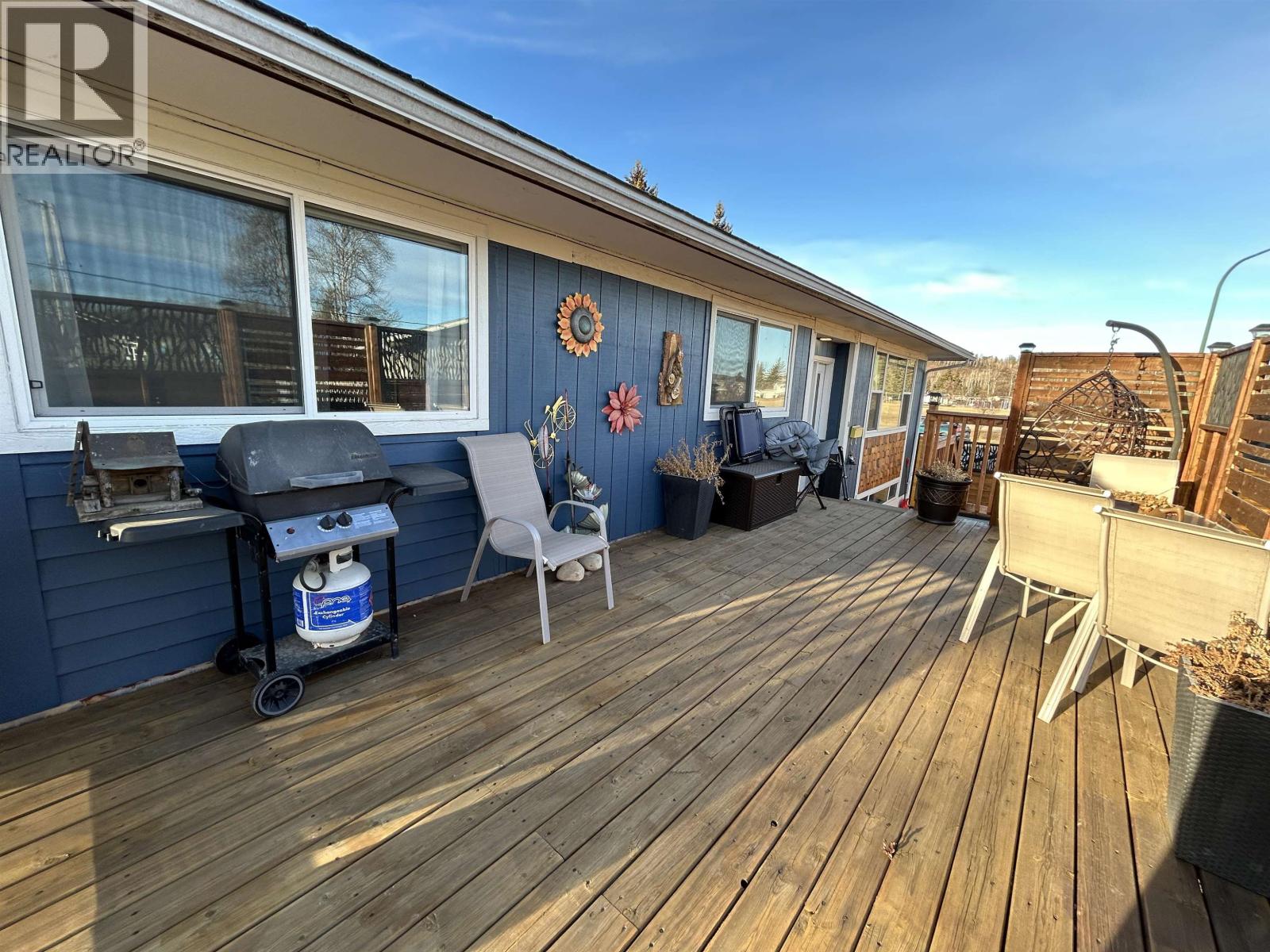 10204 TURNER CRESCENT - 4