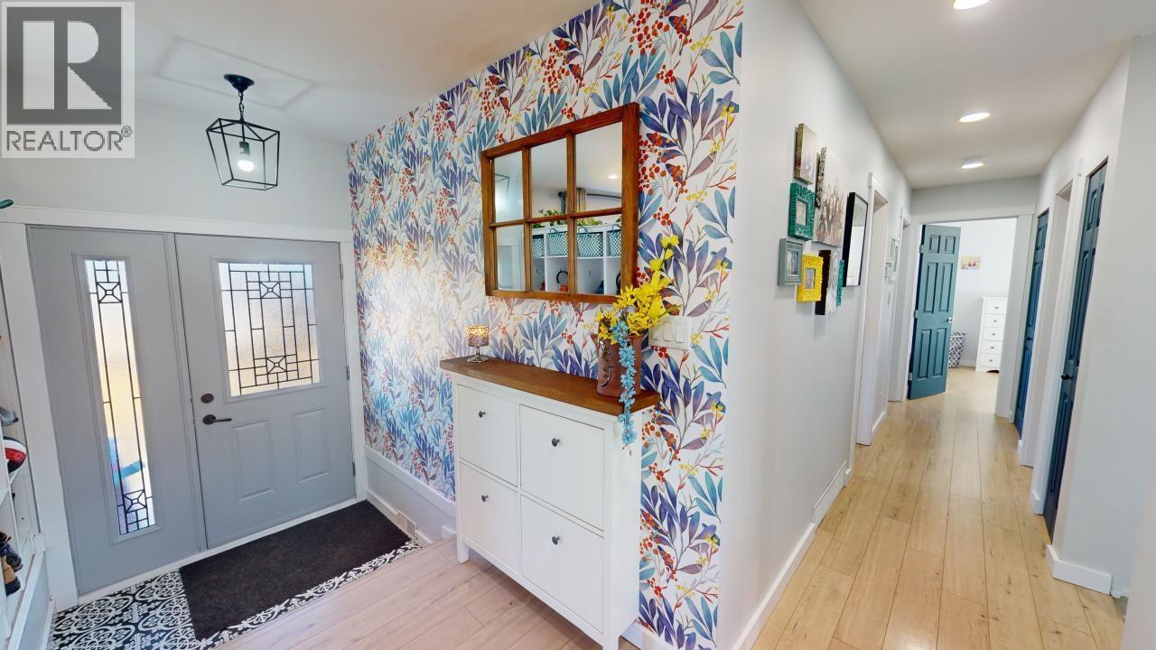 10204 TURNER CRESCENT, Hudsons Hope