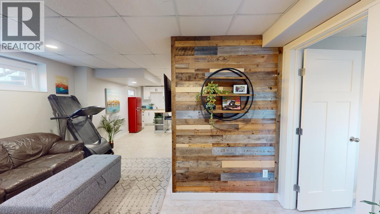 10204 TURNER CRESCENT, Hudsons Hope