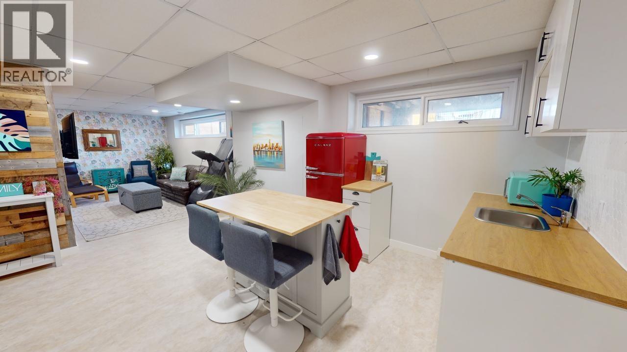 10204 TURNER CRESCENT, Hudsons Hope