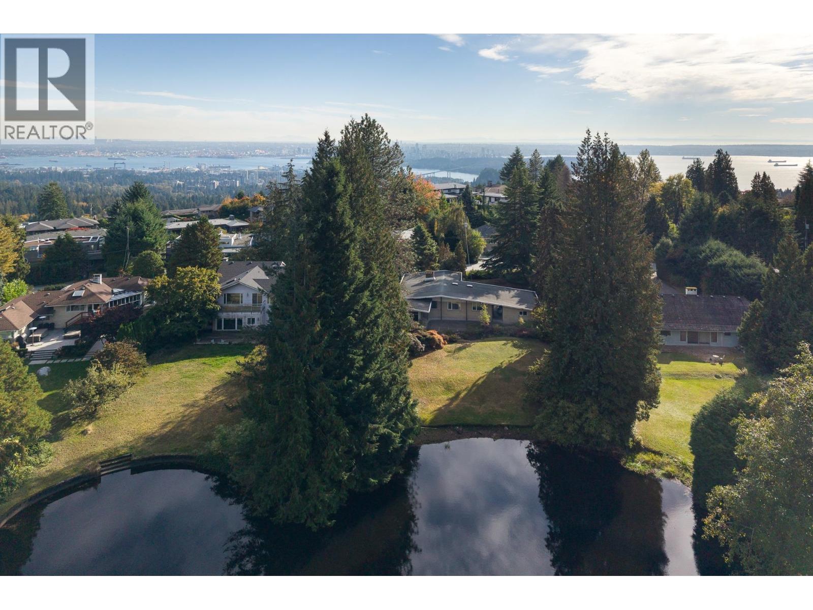 1025 GROVELAND ROAD, West Vancouver